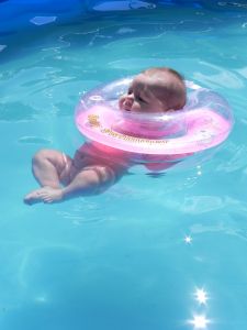 Baby Swimmer 